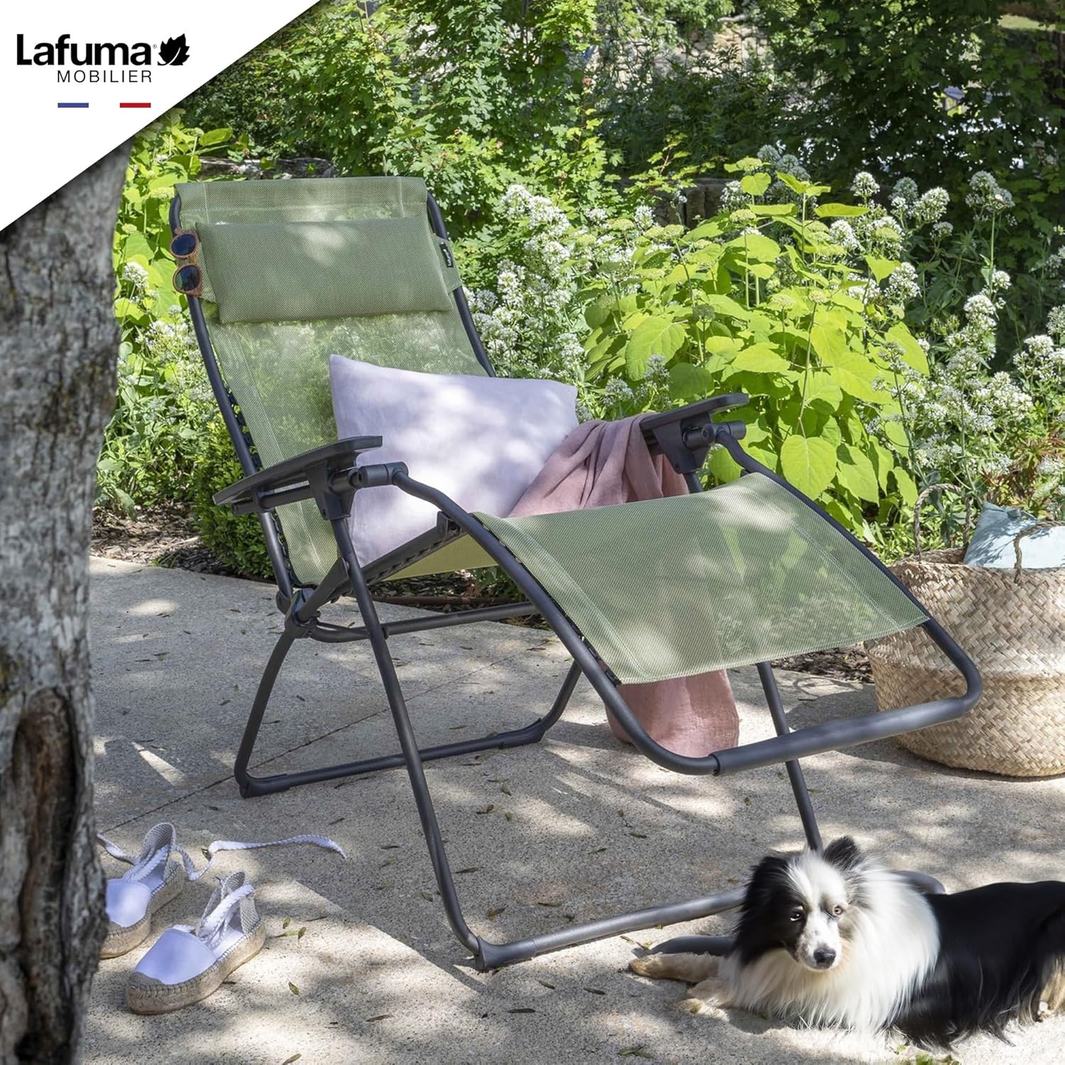 Lafuma Futura XL Zero Gravity Outdoor Steel Framed Lawn Recliner Chair with Armrest, Extra Wide Recliner, and Adjustable Neck Pillow, Seigle(Green (Moss))