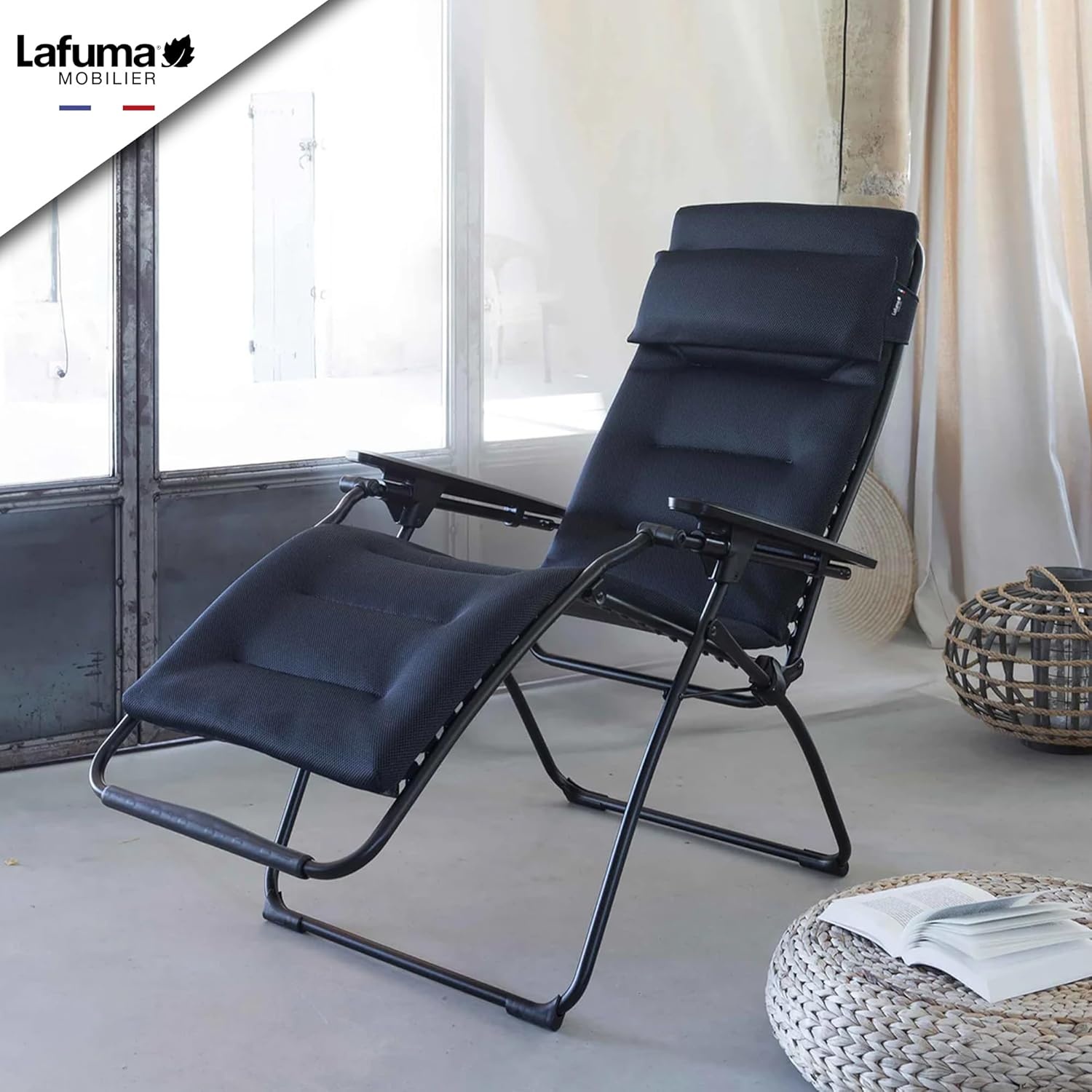 Lafuma Futura XL Air Comfort Series Outdoor Zero Gravity Lounge Chair, Black(Acier Black)