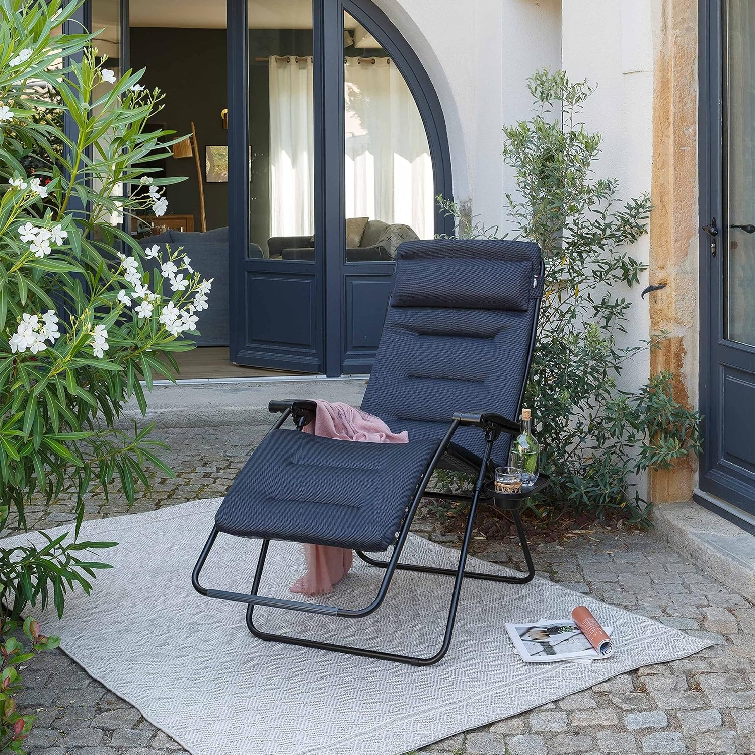 Lafuma Futura XL Air Comfort Series Outdoor Zero Gravity Lounge Chair, Black(Coral Blue)
